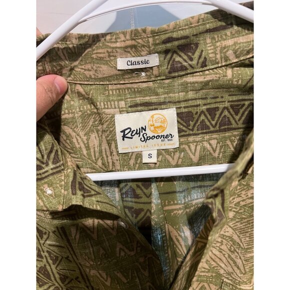 Reyn Spooner Short Sleeve Button Up Shirt - Size S - NWOT - Picture 3 of 5